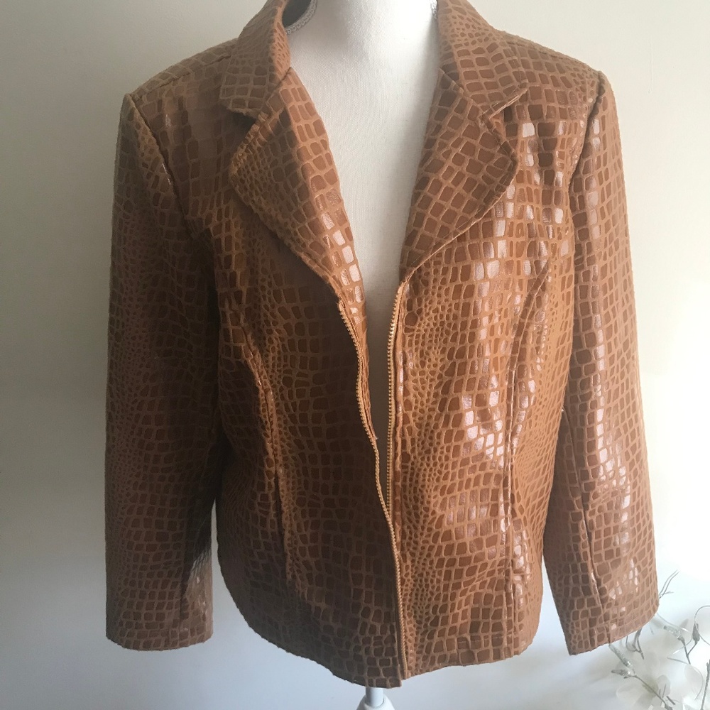 Selene Sport Animal Print Jacket - Picture 2 of 6